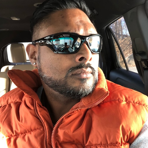 Meet your Posher, Jason - Picture 2 of 2